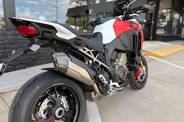 2025 Ducati Multistrada V4 RS Multistrada