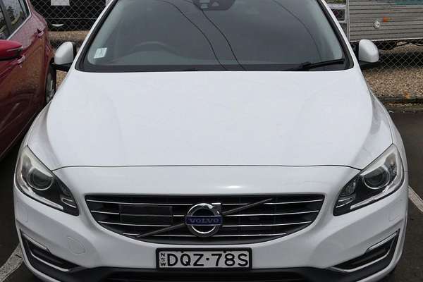 2017 Volvo V60 T5 Luxury