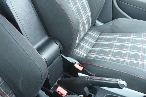 2013 Volkswagen Polo GTI 6R