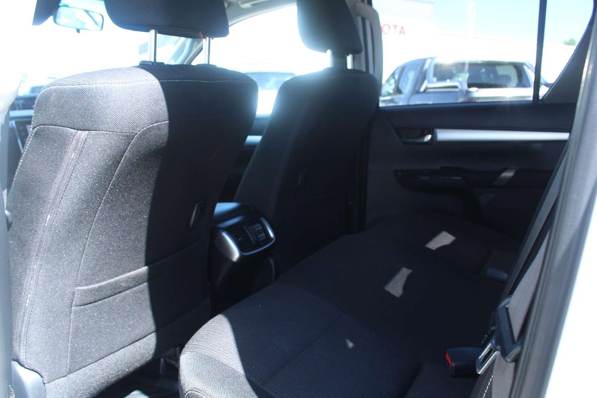 2023 Toyota Hilux SR5 GUN126R 4X4