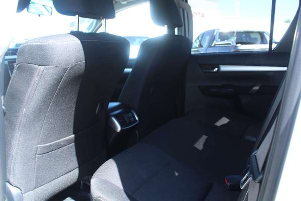 2023 Toyota Hilux SR5 GUN126R 4X4