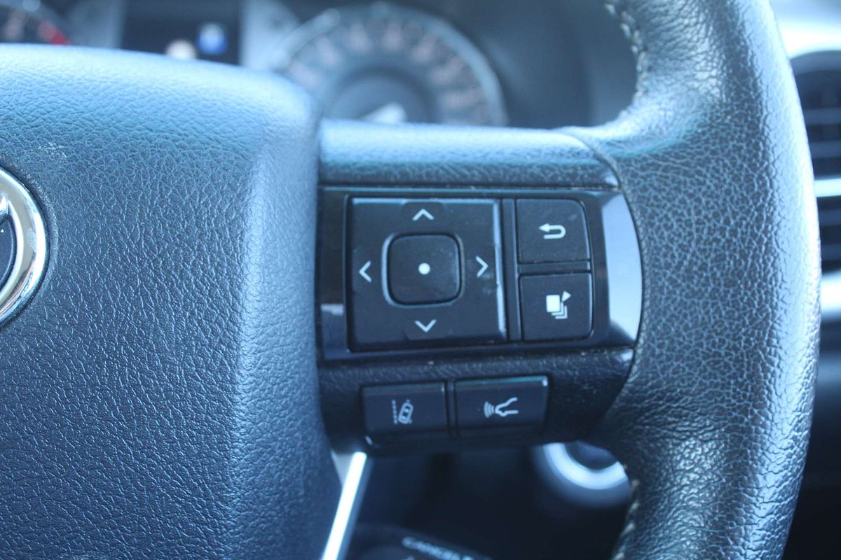 2023 Toyota Hilux SR5 GUN126R 4X4