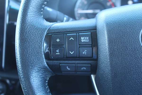 2023 Toyota Hilux SR5 GUN126R 4X4