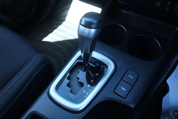 2023 Toyota Hilux SR5 GUN126R 4X4