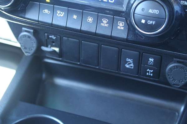 2023 Toyota Hilux SR5 GUN126R 4X4