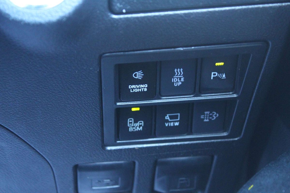 2023 Toyota Hilux SR5 GUN126R 4X4