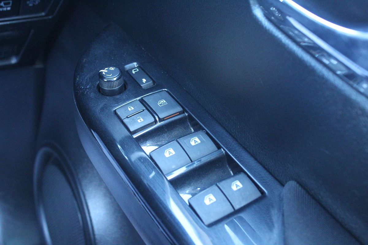 2023 Toyota Hilux SR5 GUN126R 4X4