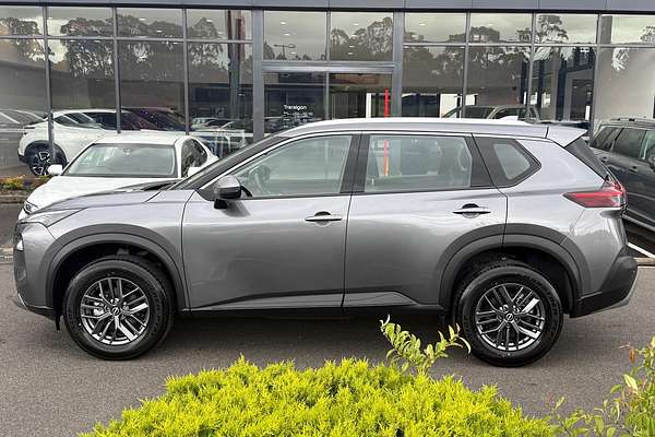 2025 Nissan X-TRAIL ST T33