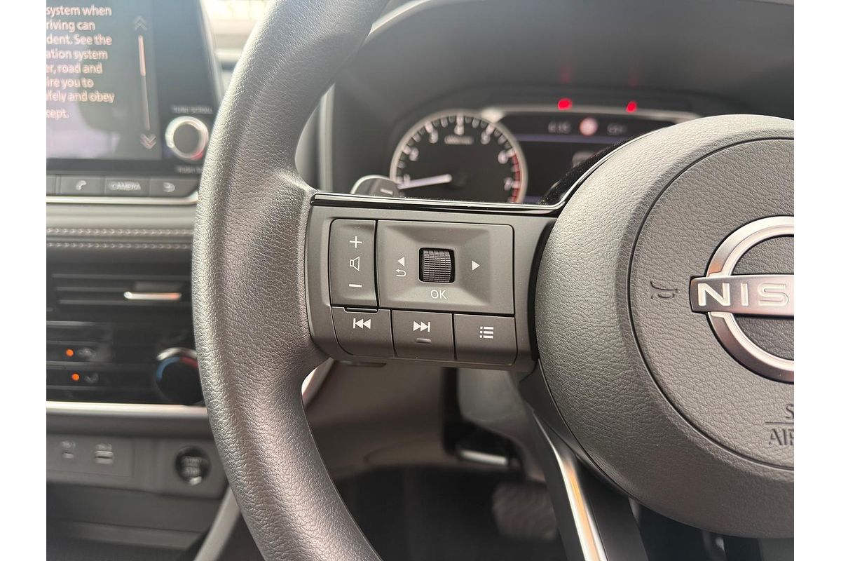 2025 Nissan X-TRAIL ST T33