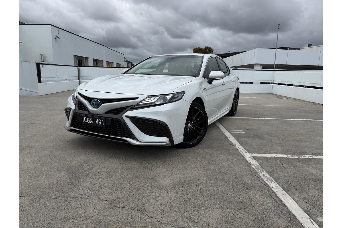 2022 Toyota Camry SX AXVH70R