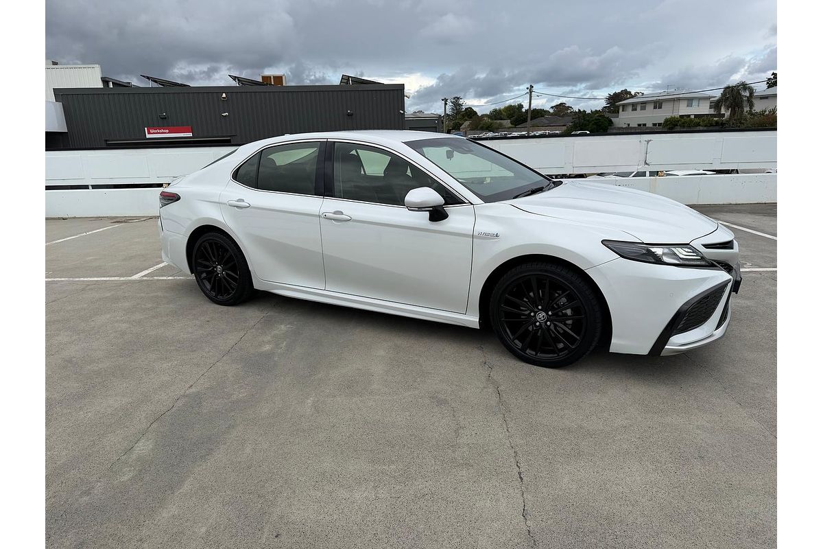 2022 Toyota Camry SX AXVH70R