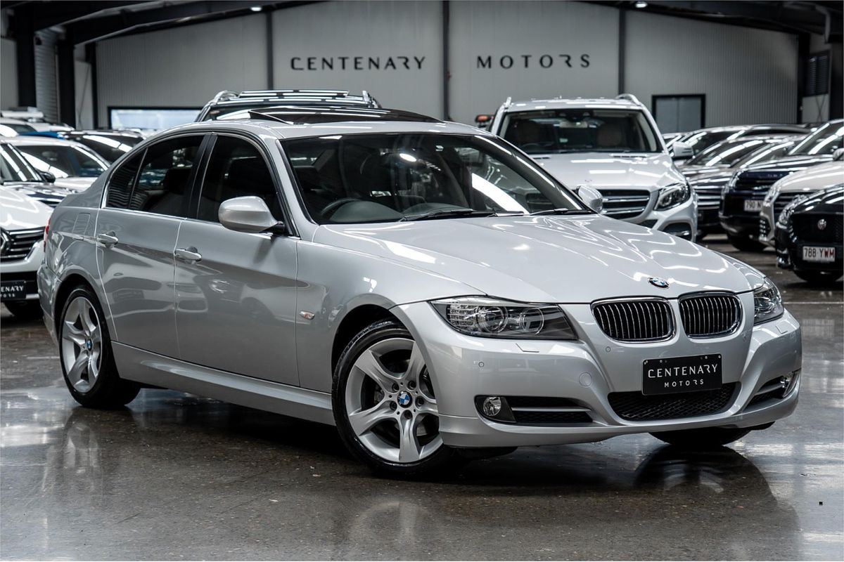 2011 BMW 3 Series 320i E90