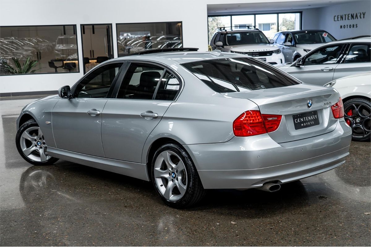 2011 BMW 3 Series 320i E90