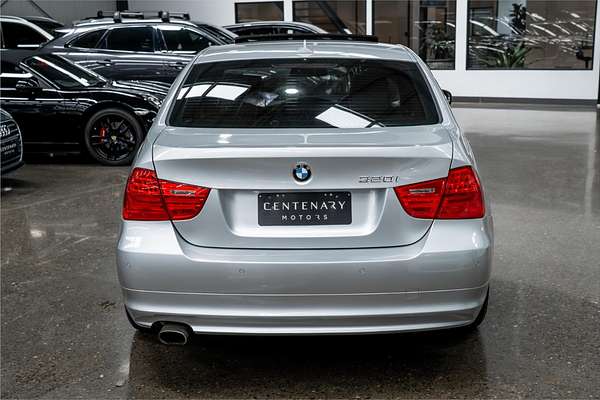 2011 BMW 3 Series 320i E90