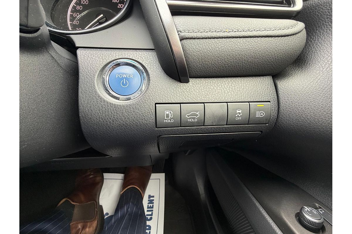 2022 Toyota Camry SX AXVH70R