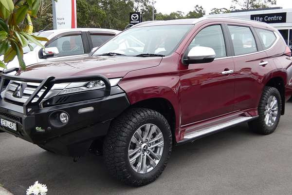 2022 Mitsubishi Pajero Sport GLX QF