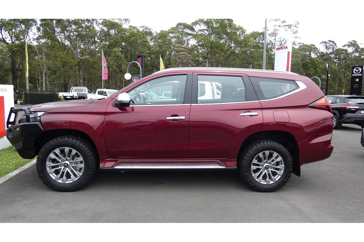 2022 Mitsubishi Pajero Sport GLX QF