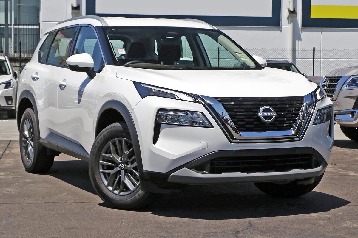 2024 Nissan X-TRAIL ST T33