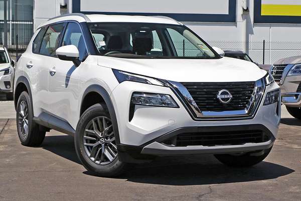 2024 Nissan X-TRAIL ST T33