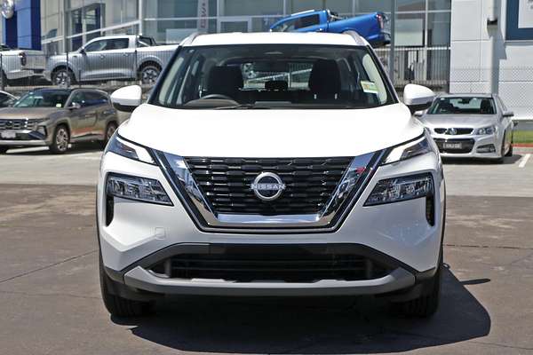 2024 Nissan X-TRAIL ST T33