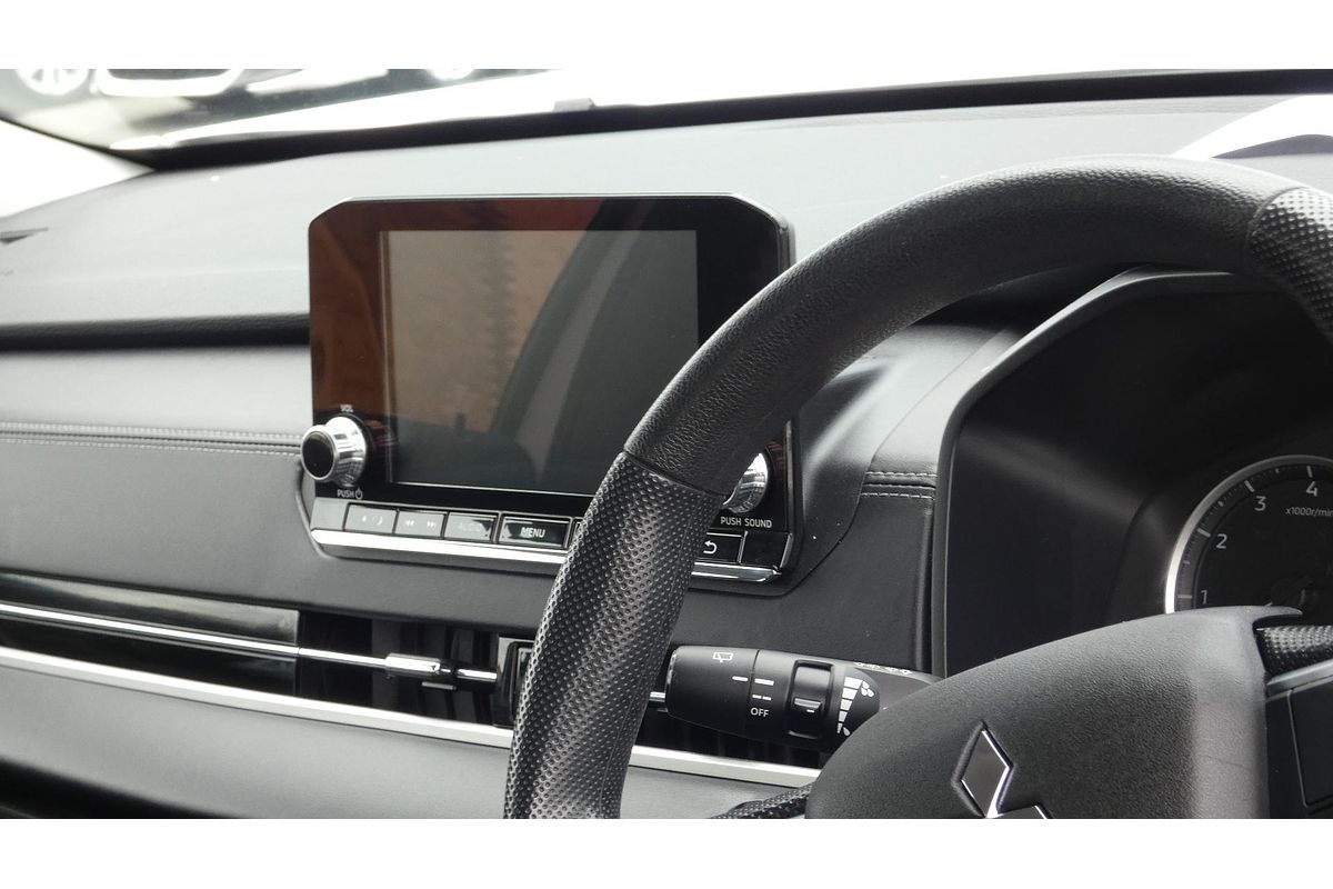 2023 Mitsubishi Outlander ES ZM