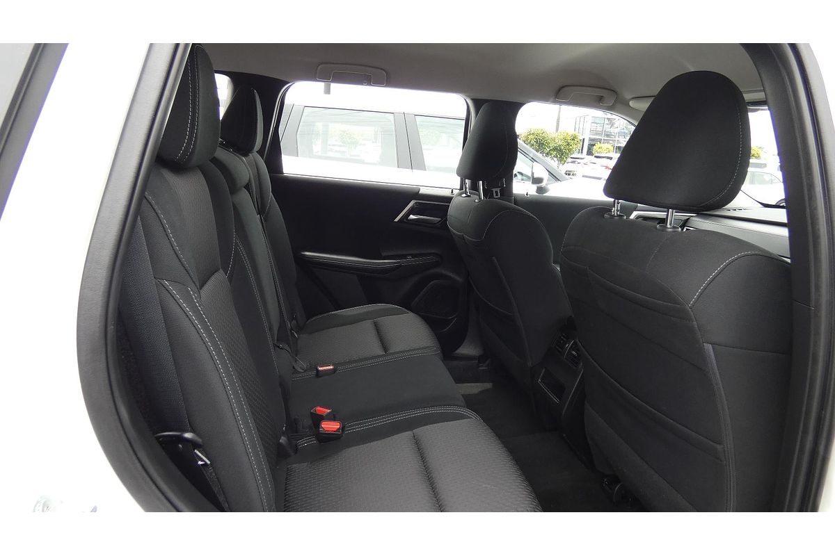 2023 Mitsubishi Outlander ES ZM