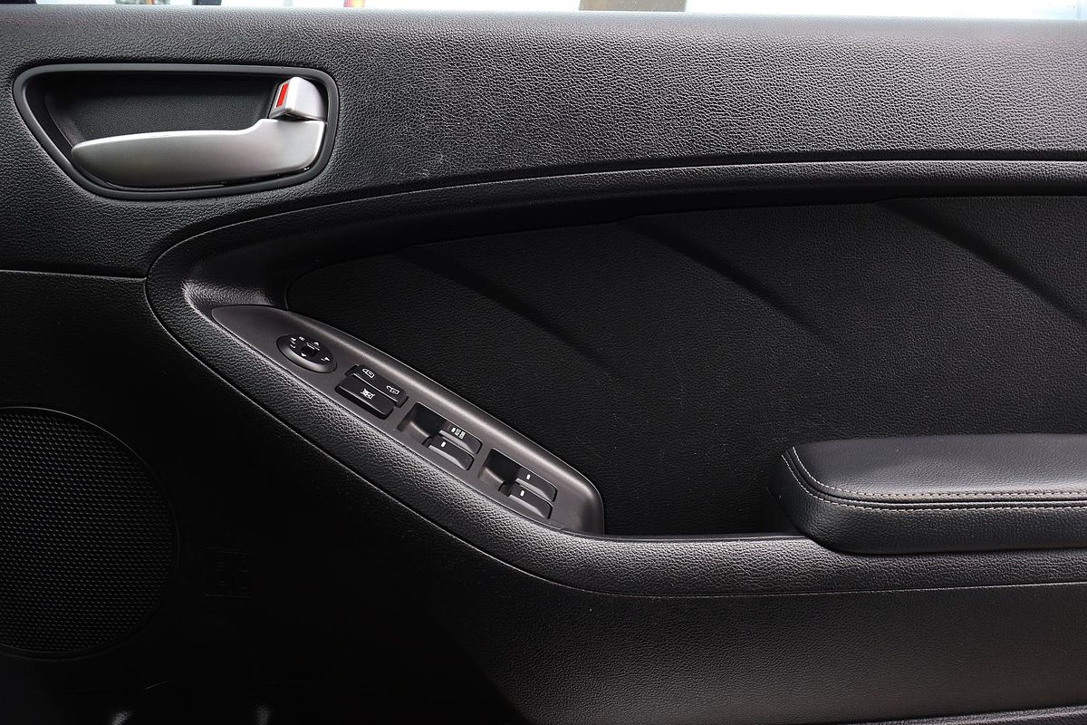 2013 Kia Cerato S YD