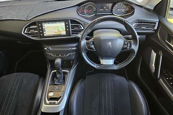 2017 Peugeot 308 Allure T9