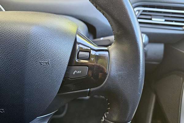 2017 Peugeot 308 Allure T9