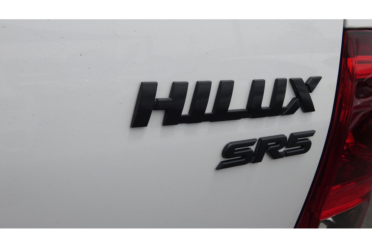 2018 Toyota Hilux SR5 GUN126R 4X4