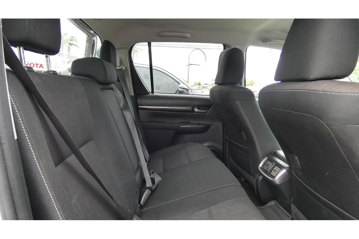 2018 Toyota Hilux SR5 GUN126R 4X4
