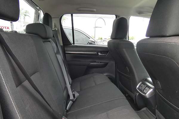 2018 Toyota Hilux SR5 GUN126R 4X4