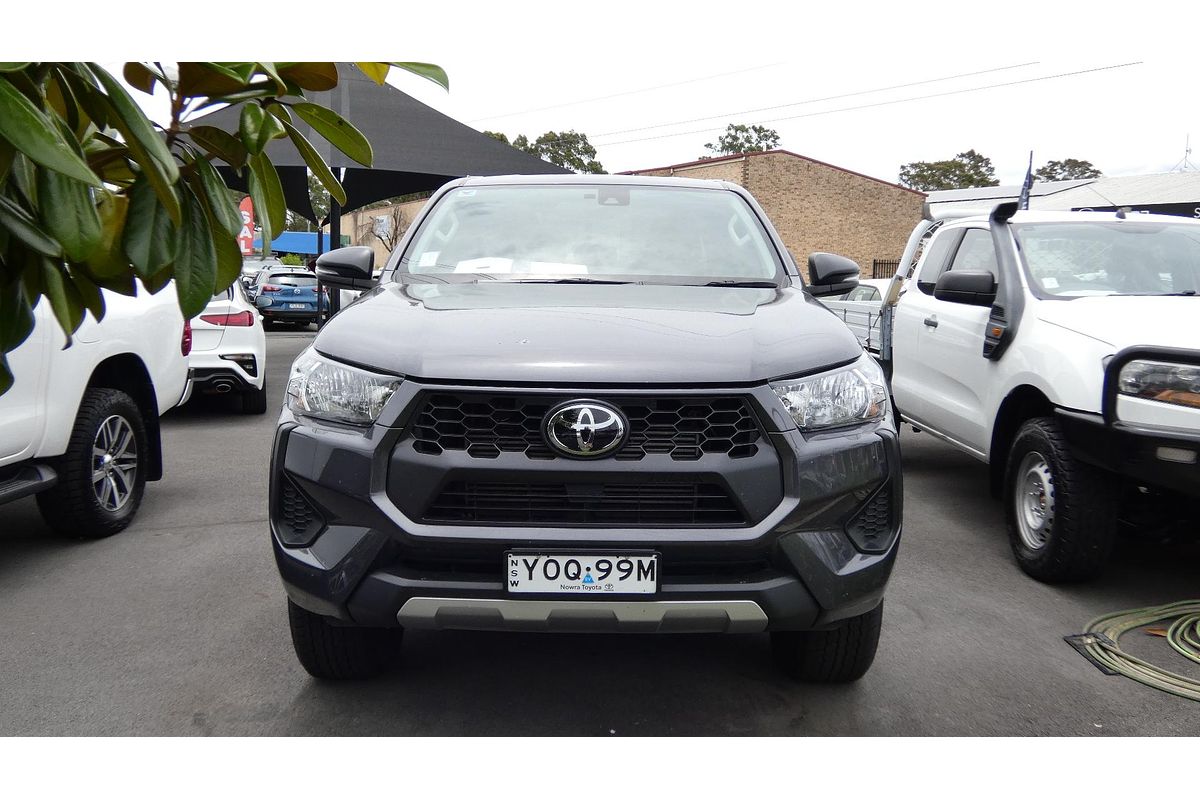 2024 Toyota Hilux SR GUN126R 4X4