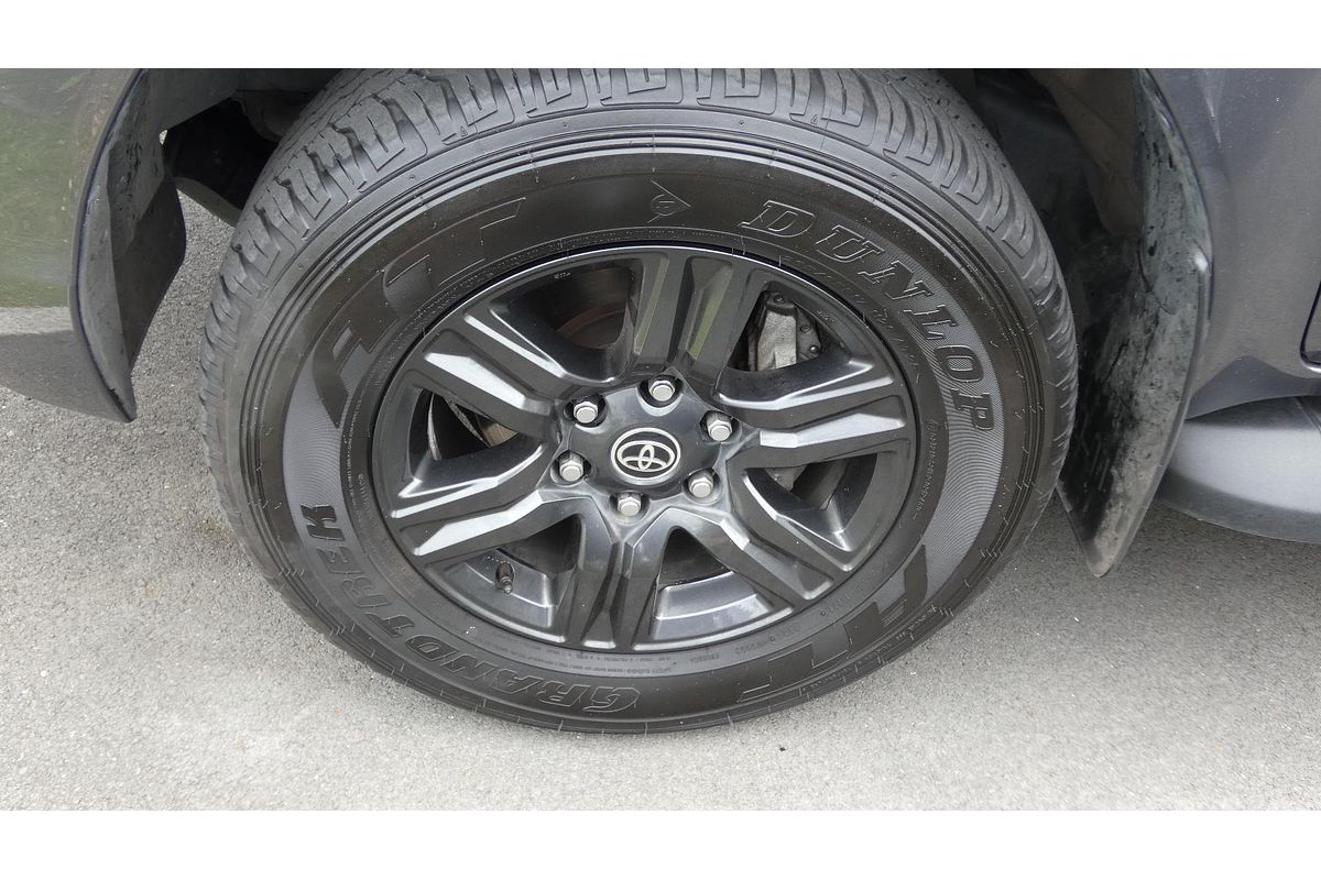 2024 Toyota Hilux SR GUN126R 4X4