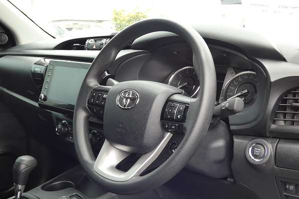 2024 Toyota Hilux SR GUN126R 4X4