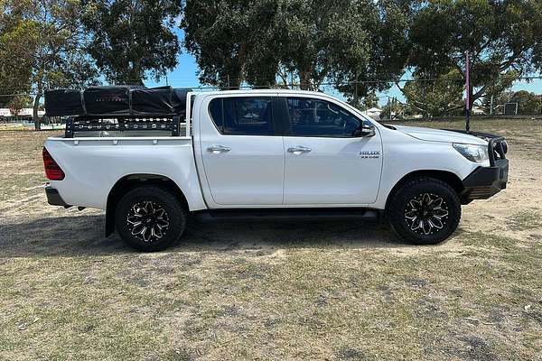 2017 Toyota Hilux SR GUN126R 4X4