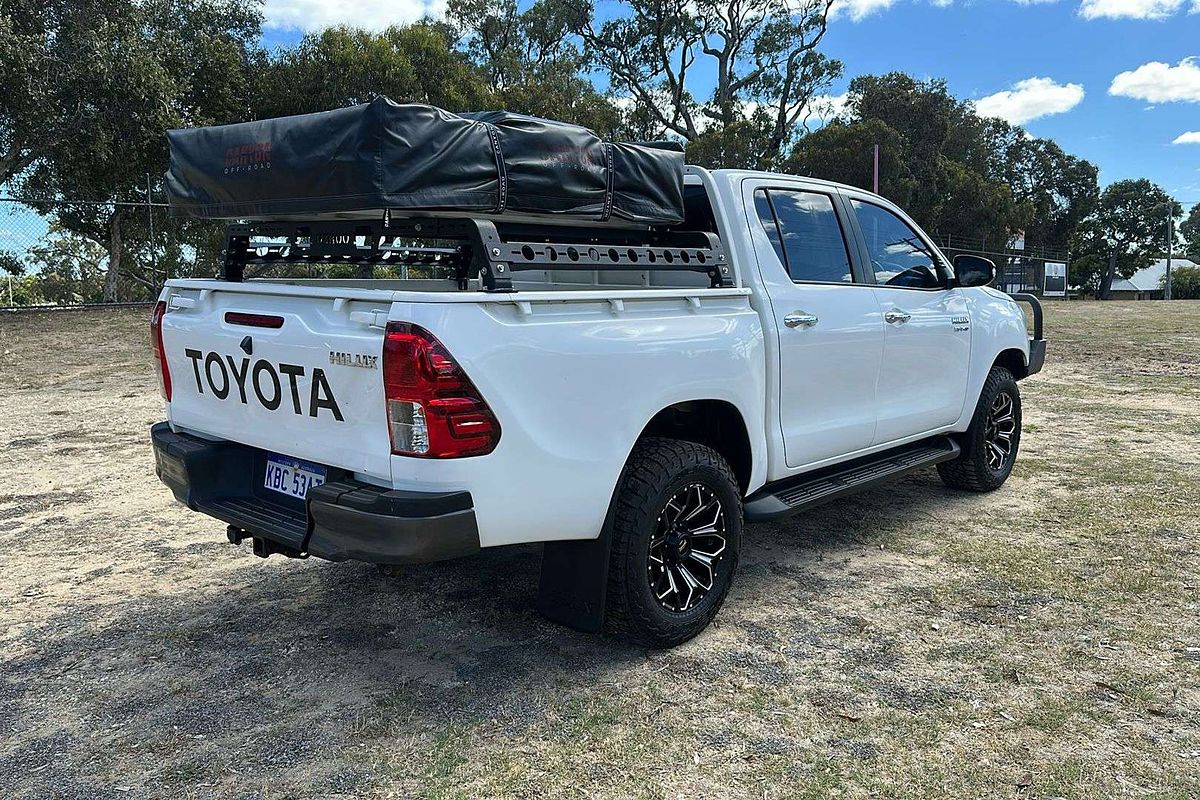 2017 Toyota Hilux SR GUN126R 4X4