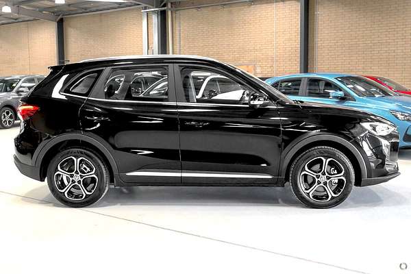 2025 MG ZS Essence ZS32