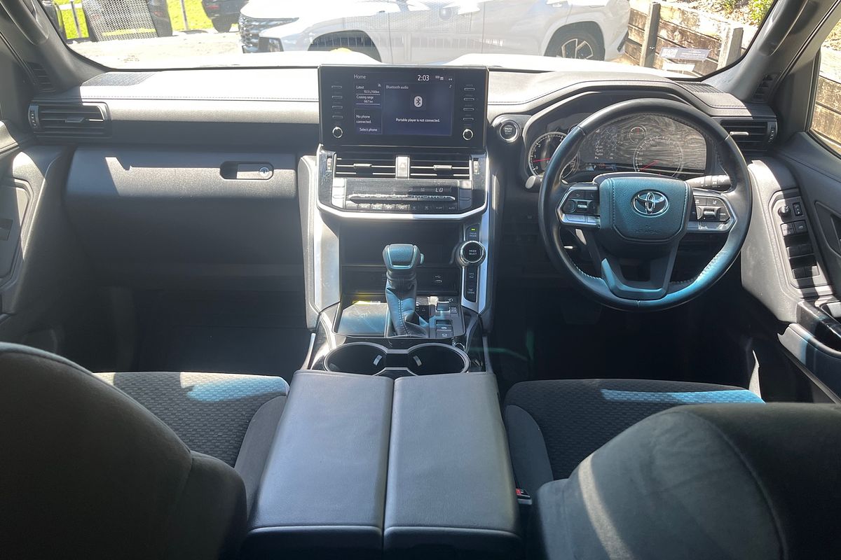 2024 Toyota Landcruiser GXL FJA300R