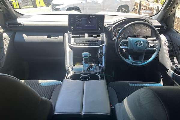 2024 Toyota Landcruiser GXL FJA300R