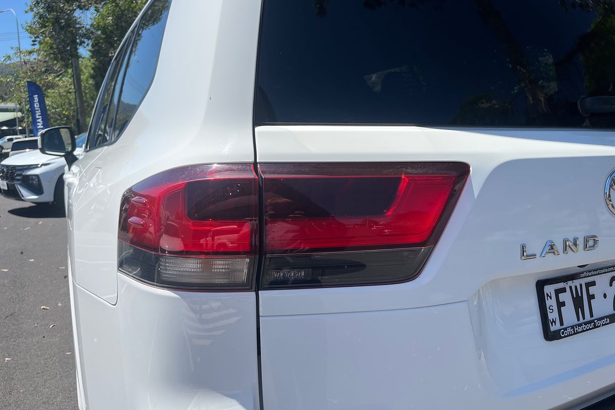 2024 Toyota Landcruiser GXL FJA300R