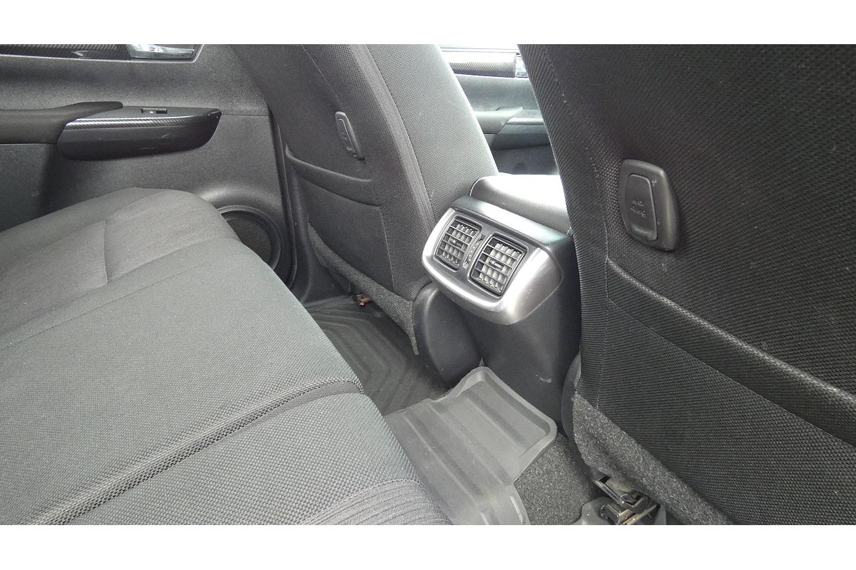 2018 Toyota Hilux SR5 GUN126R 4X4