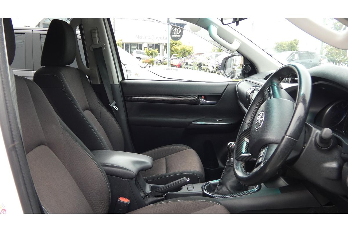2018 Toyota Hilux SR5 GUN126R 4X4