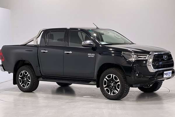 2020 Toyota Hilux SR5 GUN126R 4X4