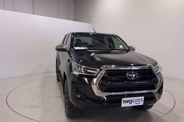 2020 Toyota Hilux SR5 GUN126R 4X4