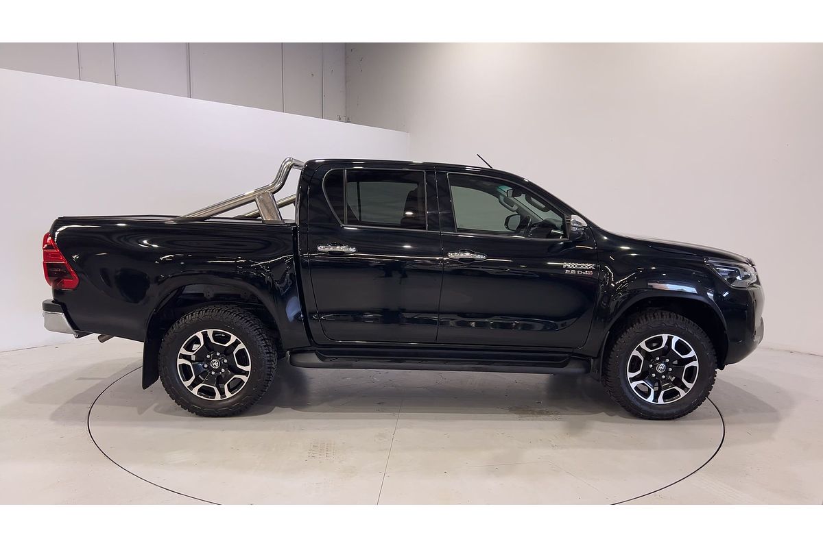 2020 Toyota Hilux SR5 GUN126R 4X4