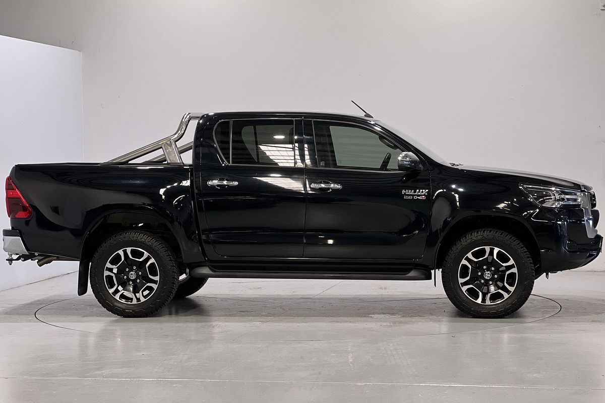 2020 Toyota Hilux SR5 GUN126R 4X4