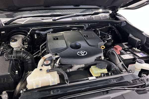 2020 Toyota Hilux SR5 GUN126R 4X4