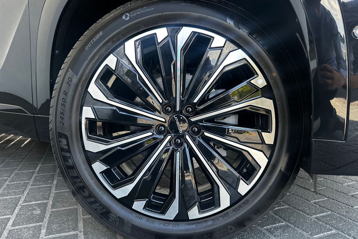 2025 Jaecoo J8 Track