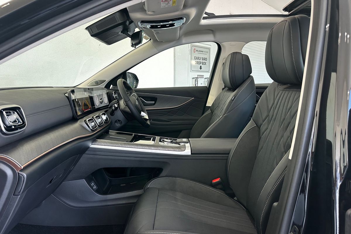 2025 Jaecoo J8 Track